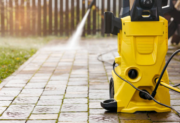 Best Sidewalk and Walkway Pressure Cleaning in Sealy, TX